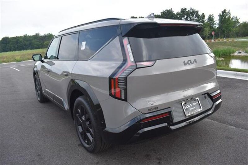 New 2026 Kia EV9 LandImage 5