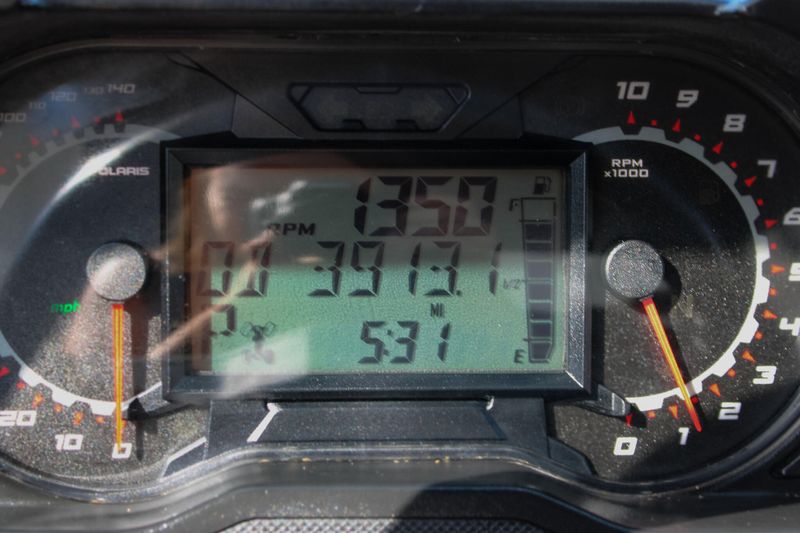 2023 Polaris RGR CREW XP 1000 NS PREM  SUPER GRAPHITE Premium Image 25