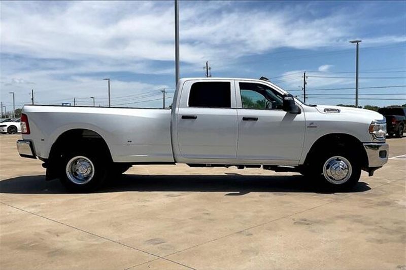 2024 RAM 3500 Tradesman Crew Cab 4x4 8