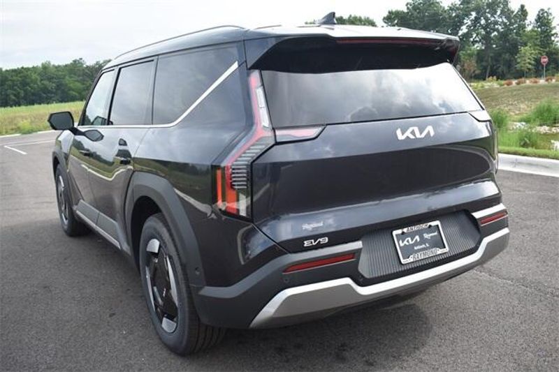 New 2026 Kia EV9 WindImage 5