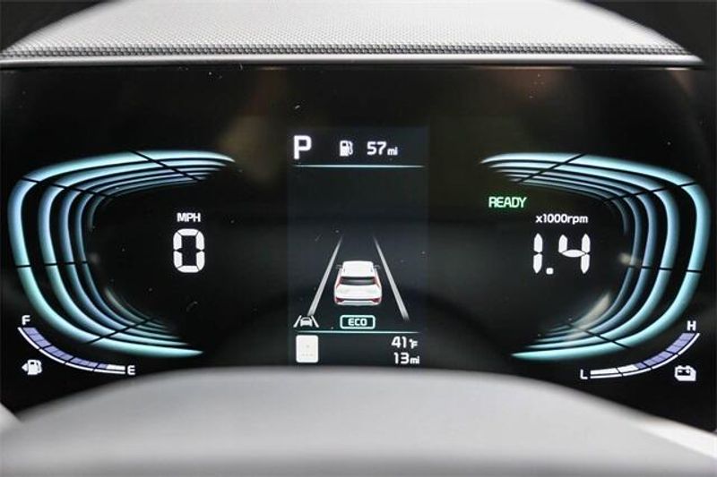 New 2025 Kia Niro SXImage 22