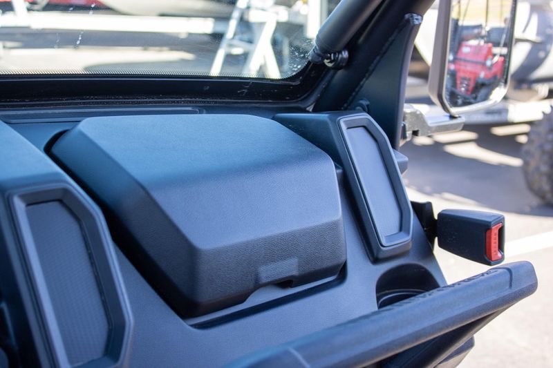 NEW 2026 CFMOTO UFORCE U10 XL PRO Image 27