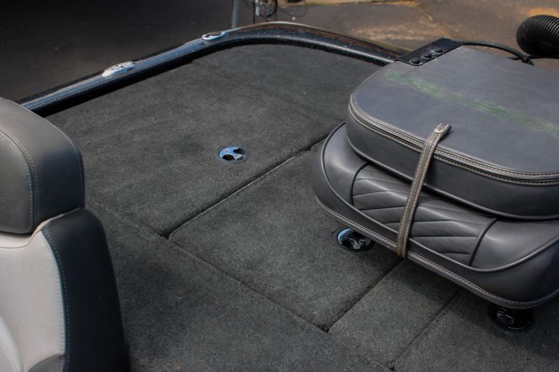 Used 2015 SKEETER ZX225 Image 7