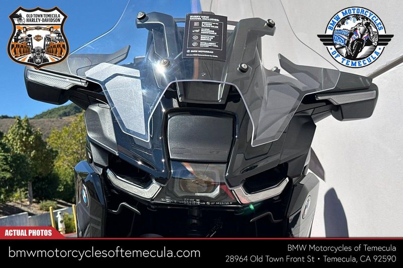 2026 BMW R 1300 RTImage 8