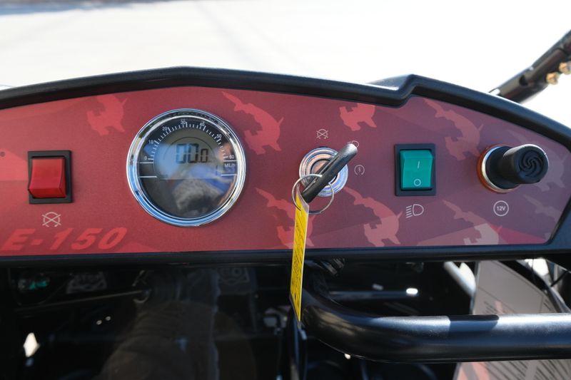 NEW 2025 HAMMERHEAD LE150 Image 12