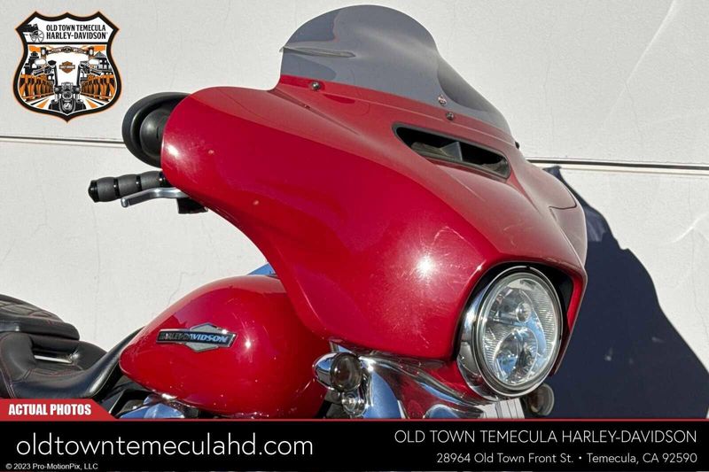 2021 Harley-Davidson Street Glide in a BILLIARD RED exterior color. BMW Motorcycles of Temecula – Southern California (951) 506-6903 bmwmotorcyclesoftemecula.com 