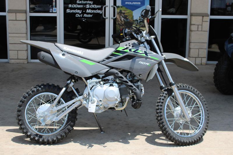 2025 Kawasaki KLX110R L BATTLE GRAY Image 1