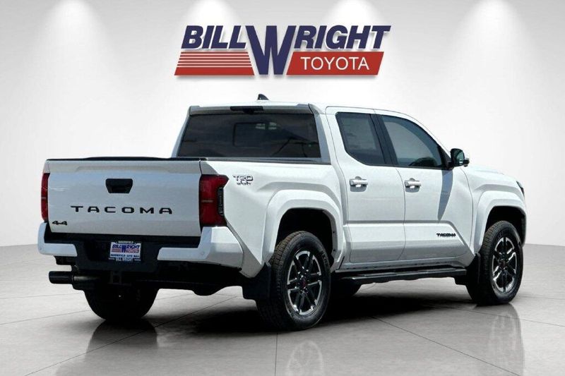 New 2026 Toyota Tacoma TRD SportImage 3