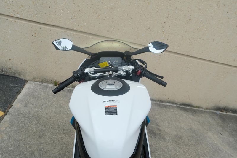 2025 CFMOTO 675 SS NEBULA WHITE Image 27