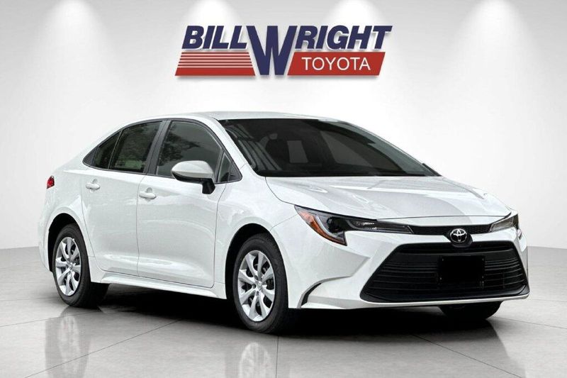 New 2027 Toyota Corolla LEImage 1