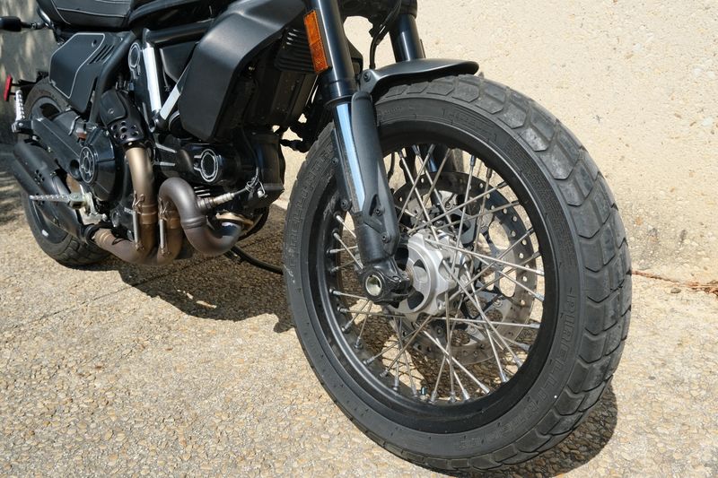 USED 2023 DUCATI SCRAMBLER Image 17