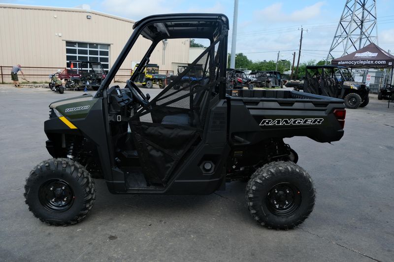 NEW 2026 POLARIS RANGER 1000 Image 6