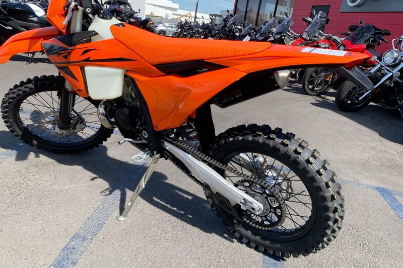 New 2025 KTM 150 XC-W Image 13
