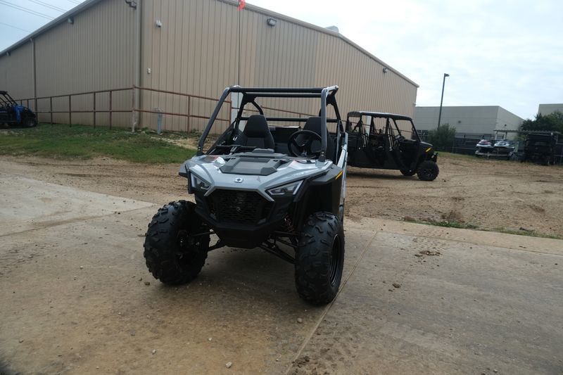 2024 Polaris RZR 200 EFI STORM GRAY Image 9