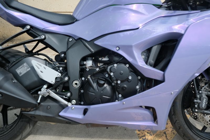 USED 2024 KAWASAKI NINJA ZX6R Image 9
