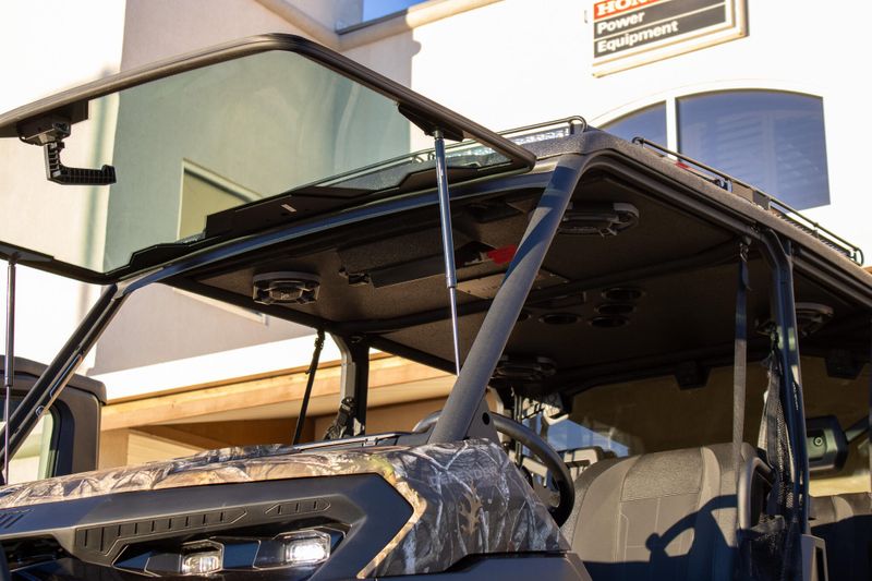 NEW 2026 CAN-AM DEFENDER MAX XT HD11 WITH 1025 INCH TOUCHSCREEN Image 46