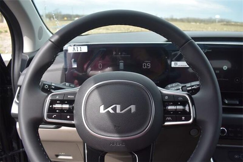 2025 Kia Carnival LXSImage 26