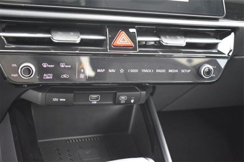 2025 Kia Niro EXImage 27