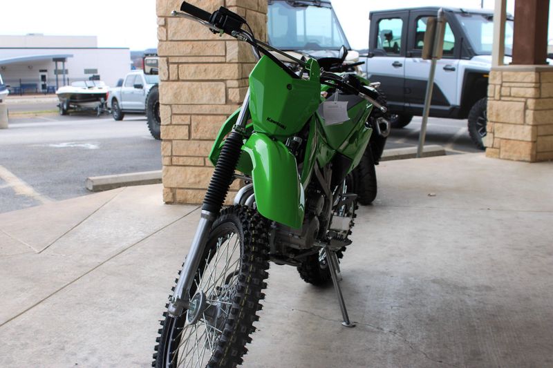 2025 Kawasaki KLX140R F LIME GREENImage 2