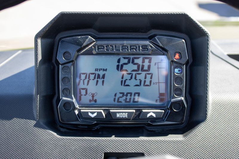 NEW 2025 POLARIS RANGER 1000 EPS Image 18