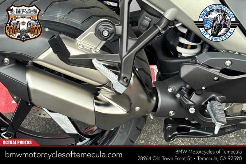 2026 BMW R 1300 RSImage 12