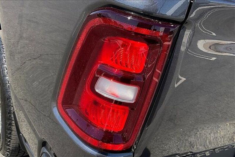 2025 RAM 1500 Tradesman Crew Cab 4x2 5