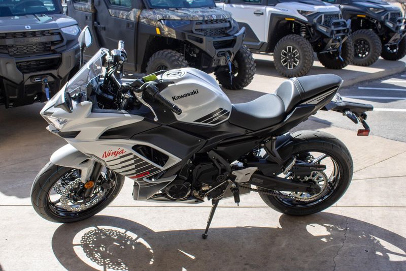 NEW 2026 KAWASAKI NINJA ZX6R Image 2