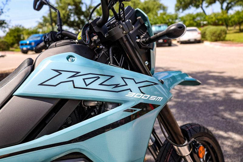 2025 Kawasaki KLX300SM  PHANTOM BLUE Image 12
