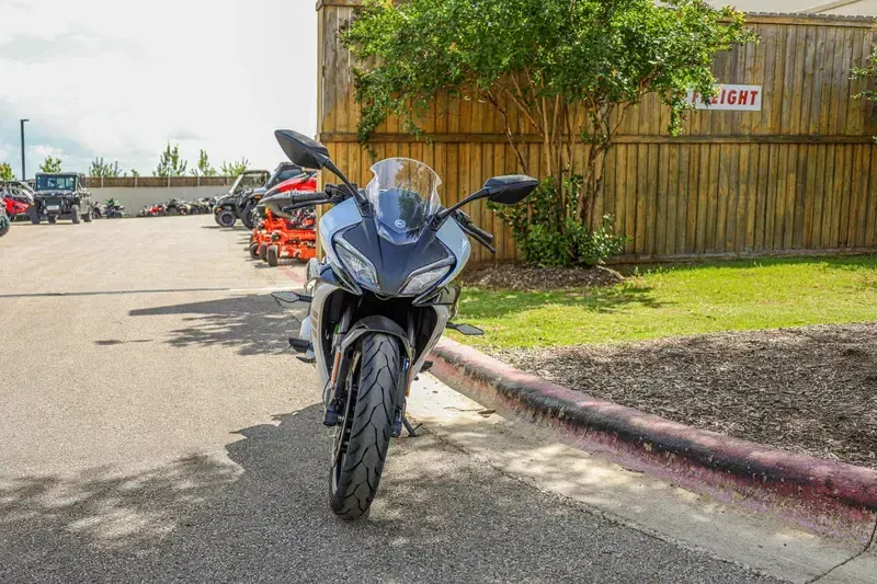 NEW 2026 CFMOTO 300SS Image 4