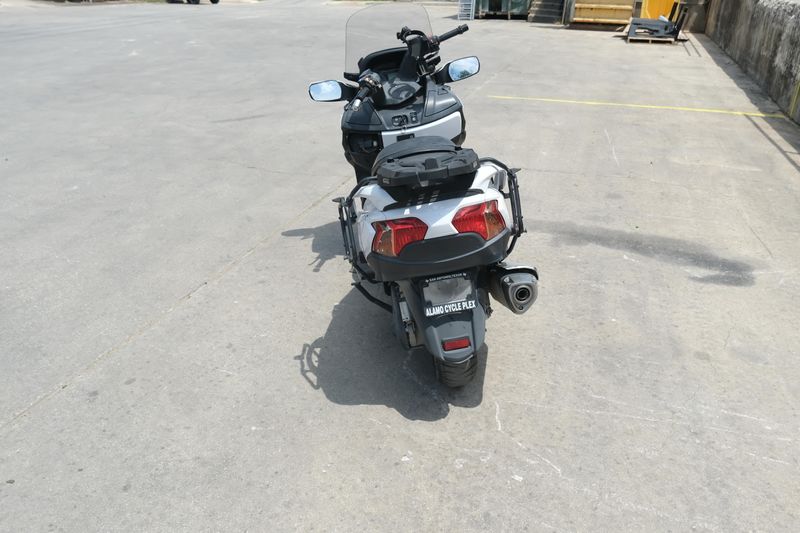 2018 Suzuki BURGMAN 650 ABS WHITE Image 4