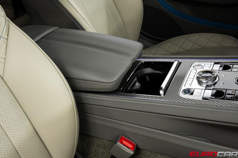 Used 2022 Bentley Continental GT V8 *TRI-COLOR INTERIOR * MULLINER DRIVING SPEC*Image 33