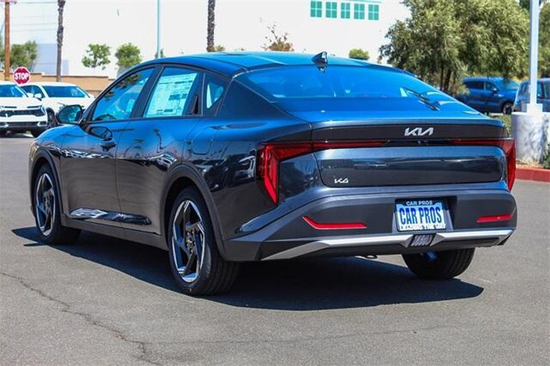 New 2025 Kia K4 EXImage 15