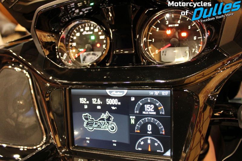 2024 Indian Motorcycle Pursuit Limited Powerband Audio Image 10