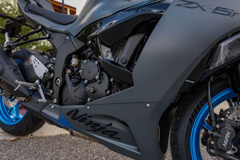 NEW 2026 KAWASAKI NINJA ZX6R ABS Image 11