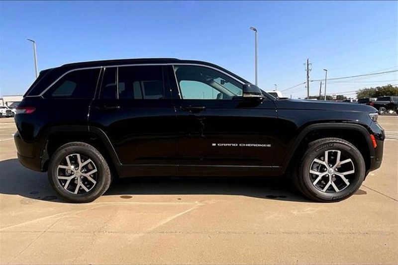 2025 Jeep Grand Cherokee Limited 4x2Image 15