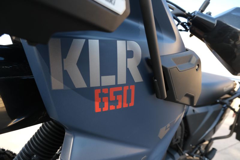 2025 Kawasaki KLR 650 ADVENTURE ABS METALLIC MATTE TWILIGHT BLUEImage 16