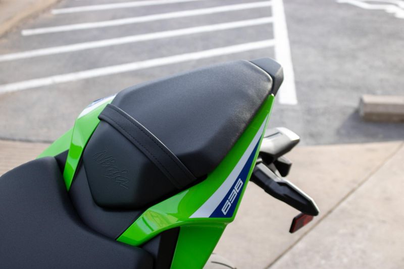 NEW 2026 KAWASAKI NINJA ZX6R Image 15