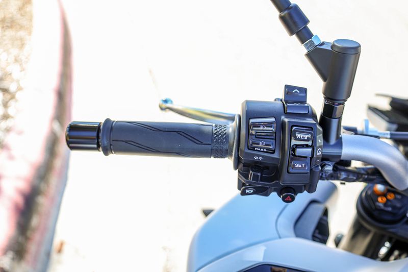 NEW 2025 YAMAHA MT10 Image 7