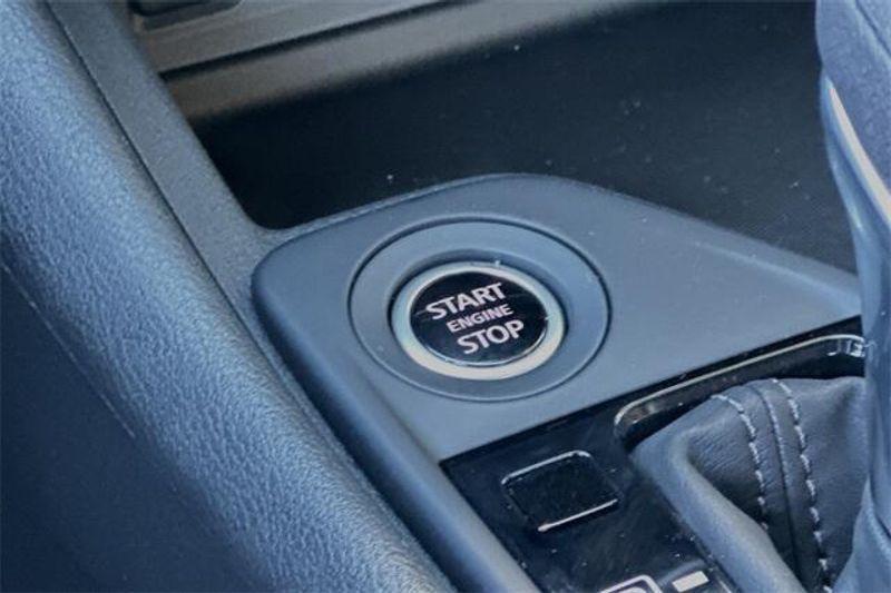 New 2025 Nissan Sentra SImage 18