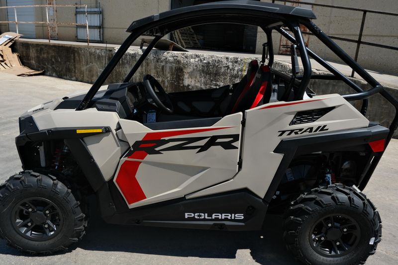 NEW 2026 POLARIS RZR TRAIL ULTIMATE Image 6