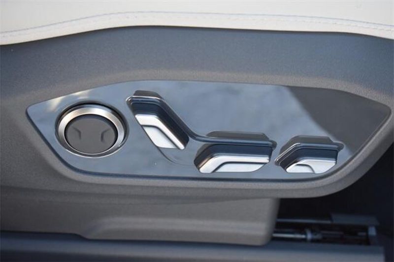 2024 Kia EV9 GT-LineImage 12