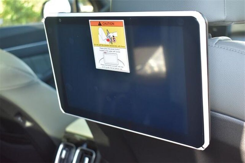 New 2025 Kia Sorento X-Line SX PrestigeImage 15