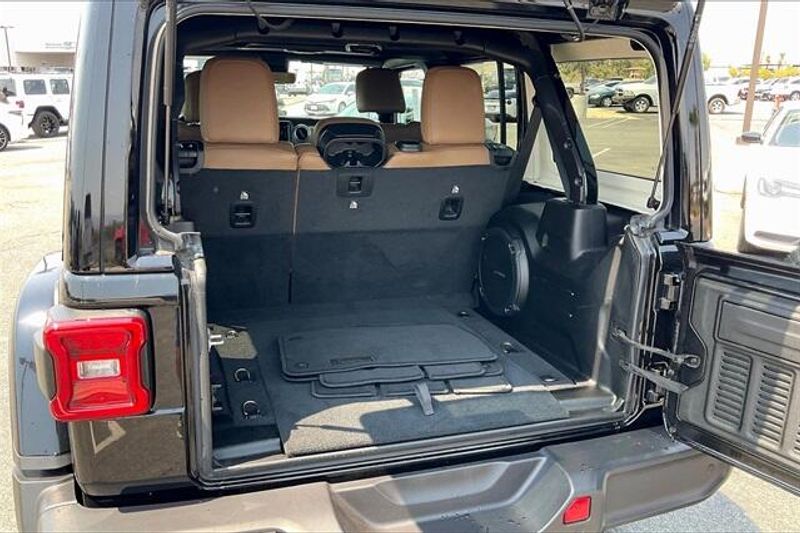 Used 2021 Jeep Wrangler Unlimited RubiconImage 34