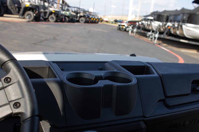 NEW 2026 POLARIS RANGER CREW 1000 PREMIUM Image 28