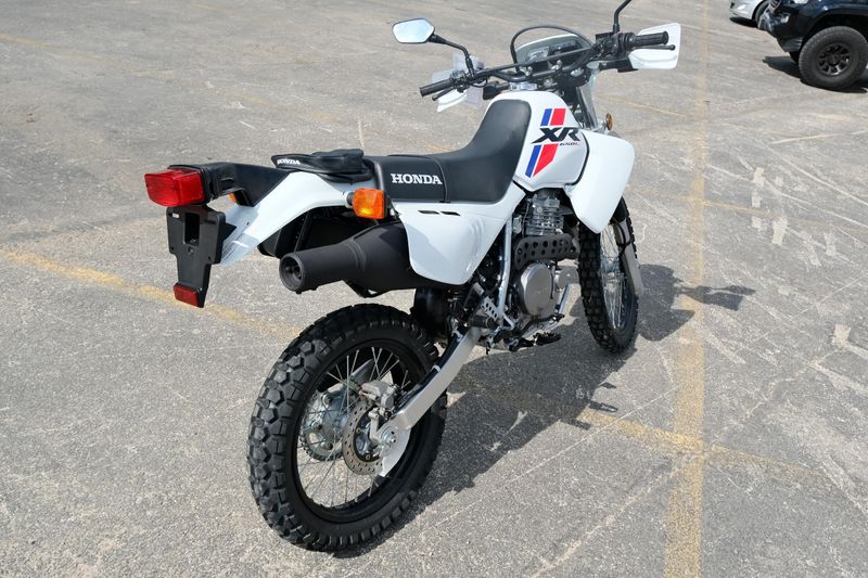 NEW 2025 HONDA XR650L Image 3