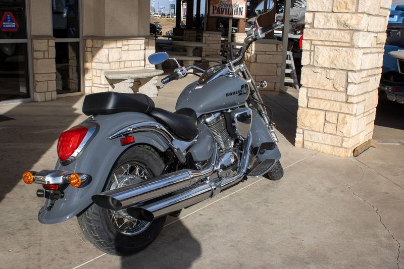 NEW 2025 SUZUKI BOULEVARD C50 Image 8