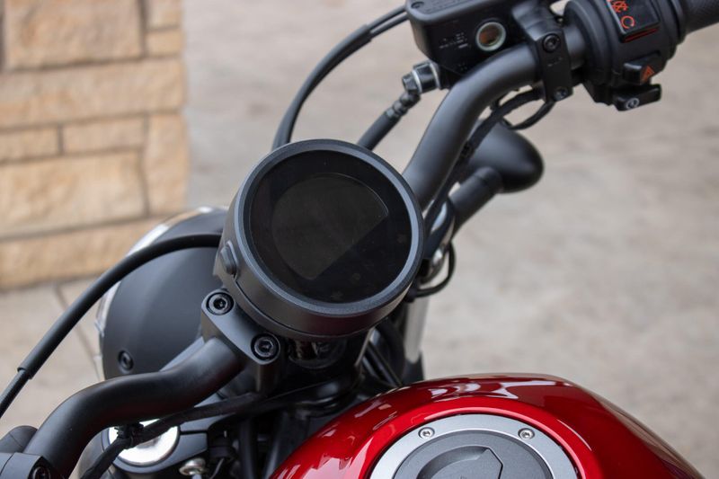 USED 2023 HONDA REBEL 300 ABS Image 10