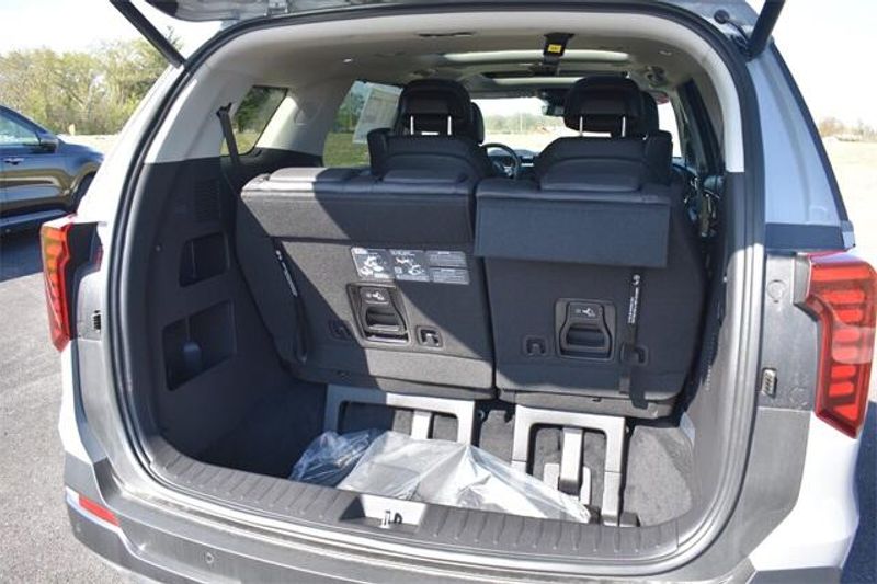 2025 Kia Carnival SX PrestigeImage 20