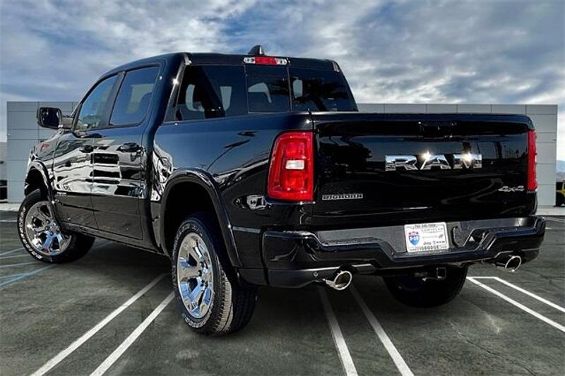 2025 RAM 1500 Big Horn Crew Cab 4x4 5