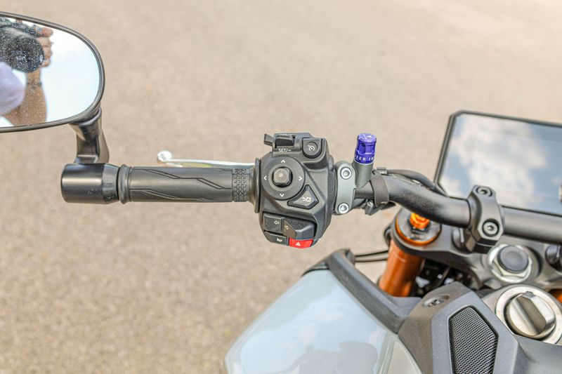USED 2025 YAMAHA MT-09 SP Image 2
